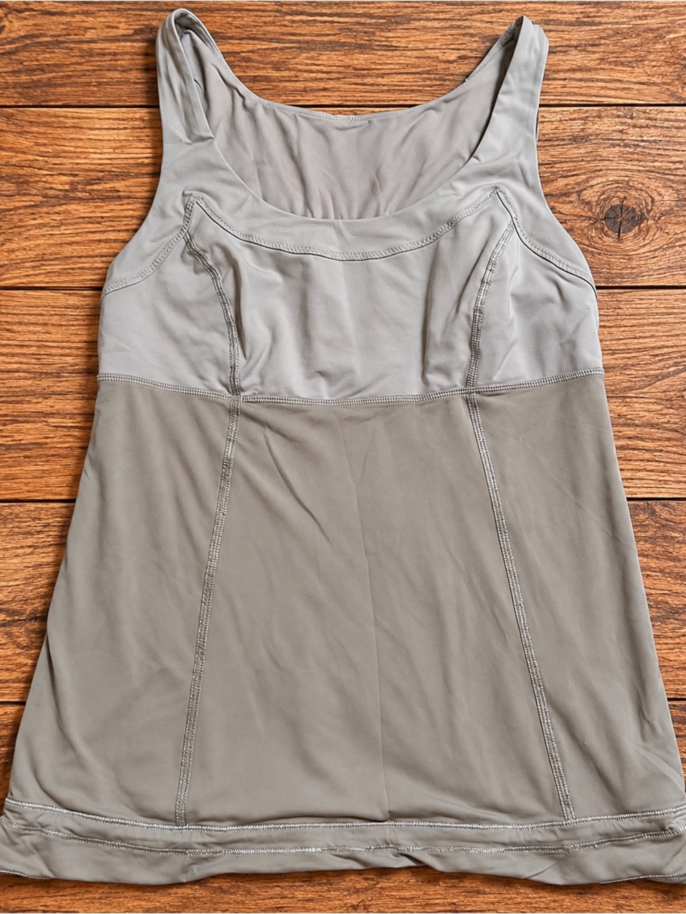Women’s Lululemon Athletic Tank Top in Light Gray small